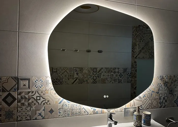 公寓 New Two Bedroom Apartment, Big Terrace & Sea View, 阿德耶